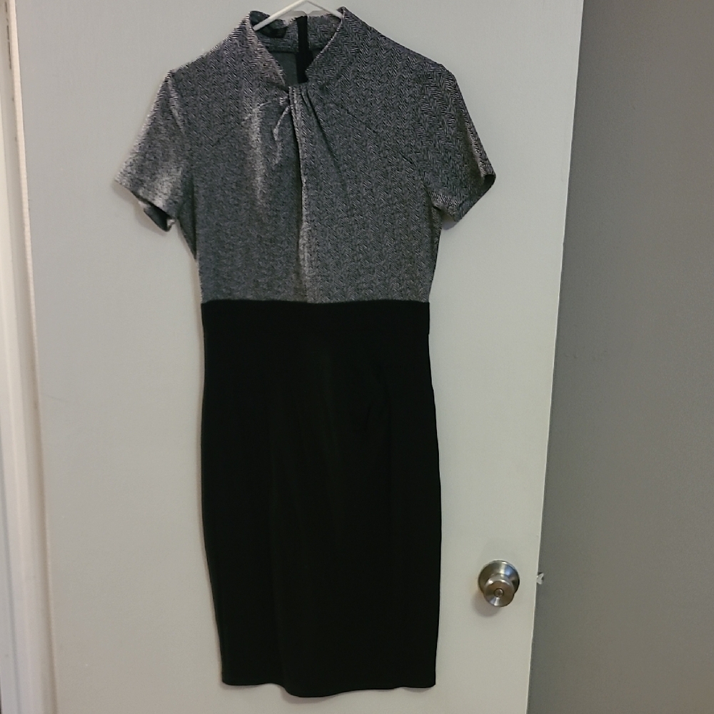 Elegant Gray and Black Women's Midi Dress